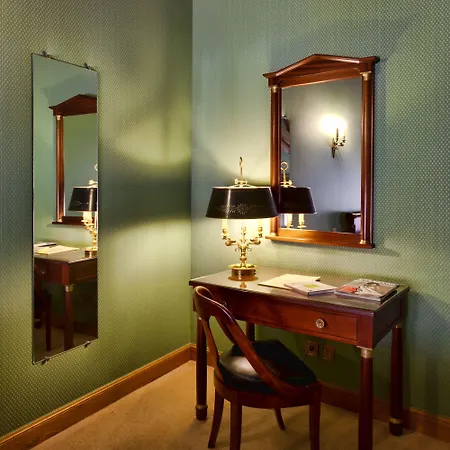 Hotel Logis Belle Epoque 3*