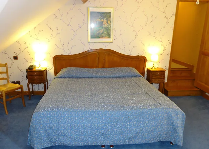 Готель Logis Belle Epoque 3*